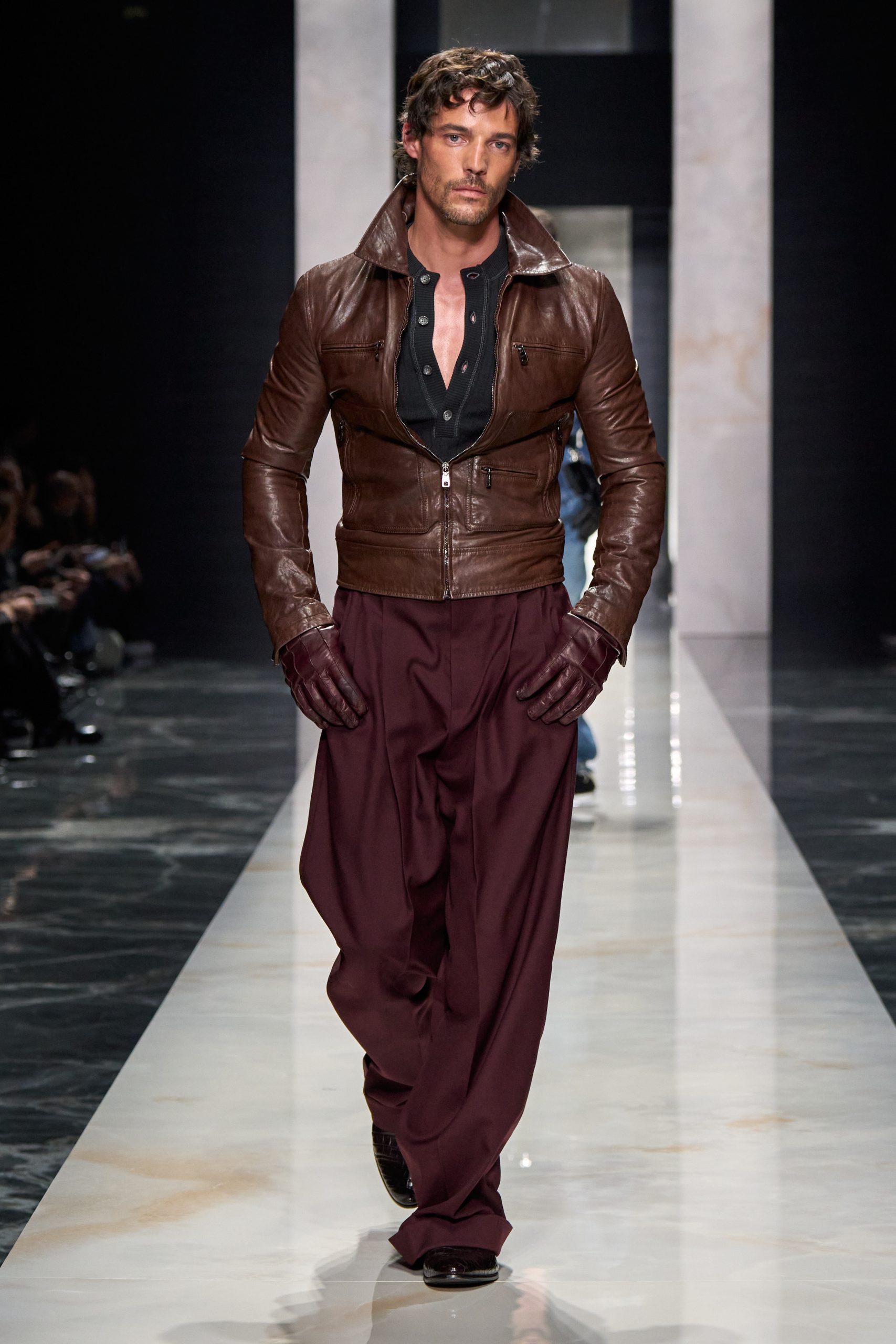 100種面貌與風格，Dolce&Gabbana以2026秋冬系列告訴男士勇敢活出自己的魅力