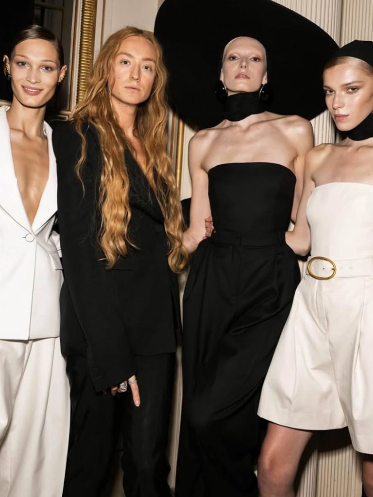 Harris Reed 離開 Nina Ricci 創意總監一職｜三年華麗實驗告一段落，他為品牌帶來了甚麼改變？