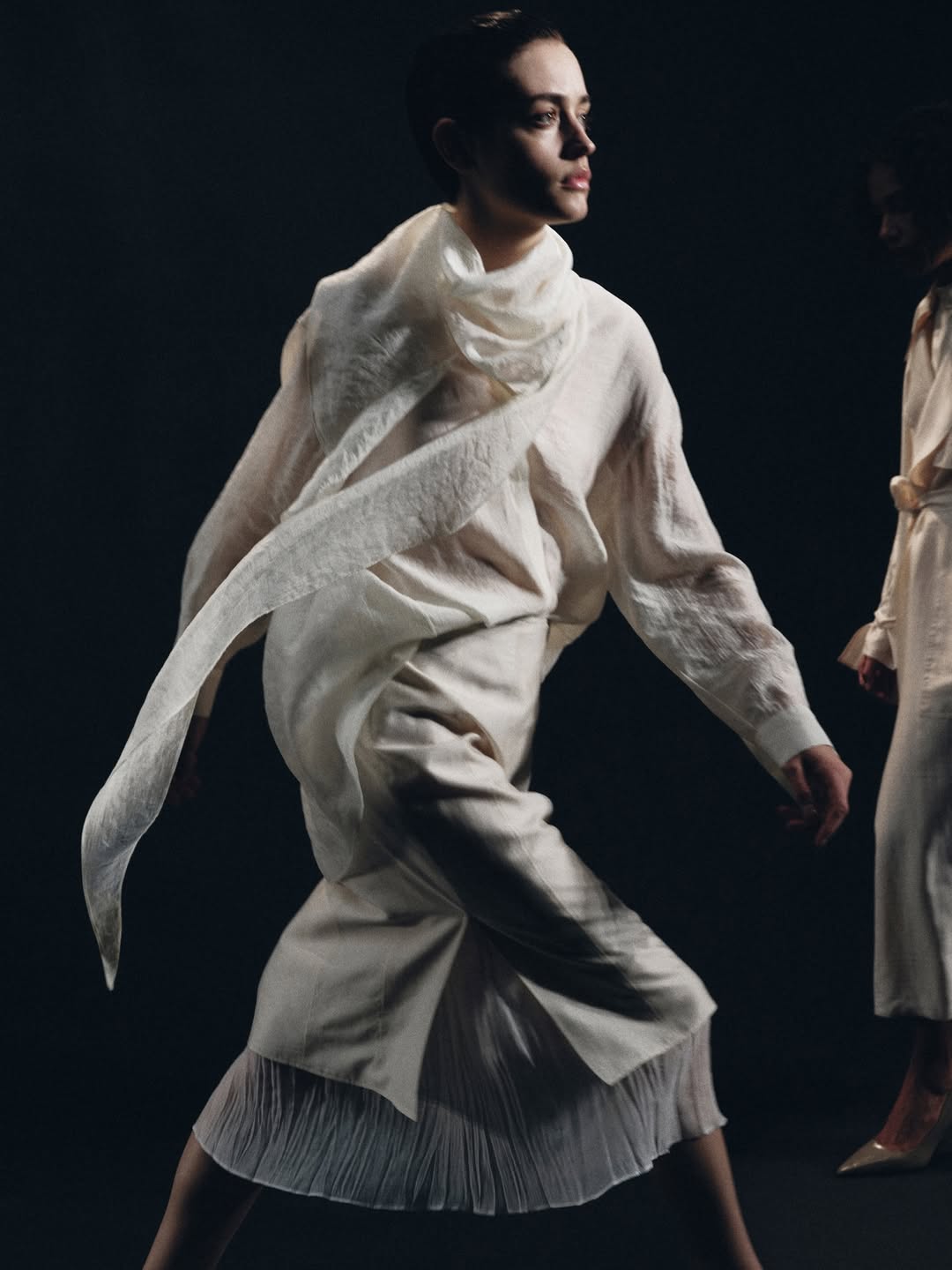 John Galliano 聯手 Zara 展開兩年合作｜高級時裝鬼才進軍快時尚將帶來怎樣的設計革命？