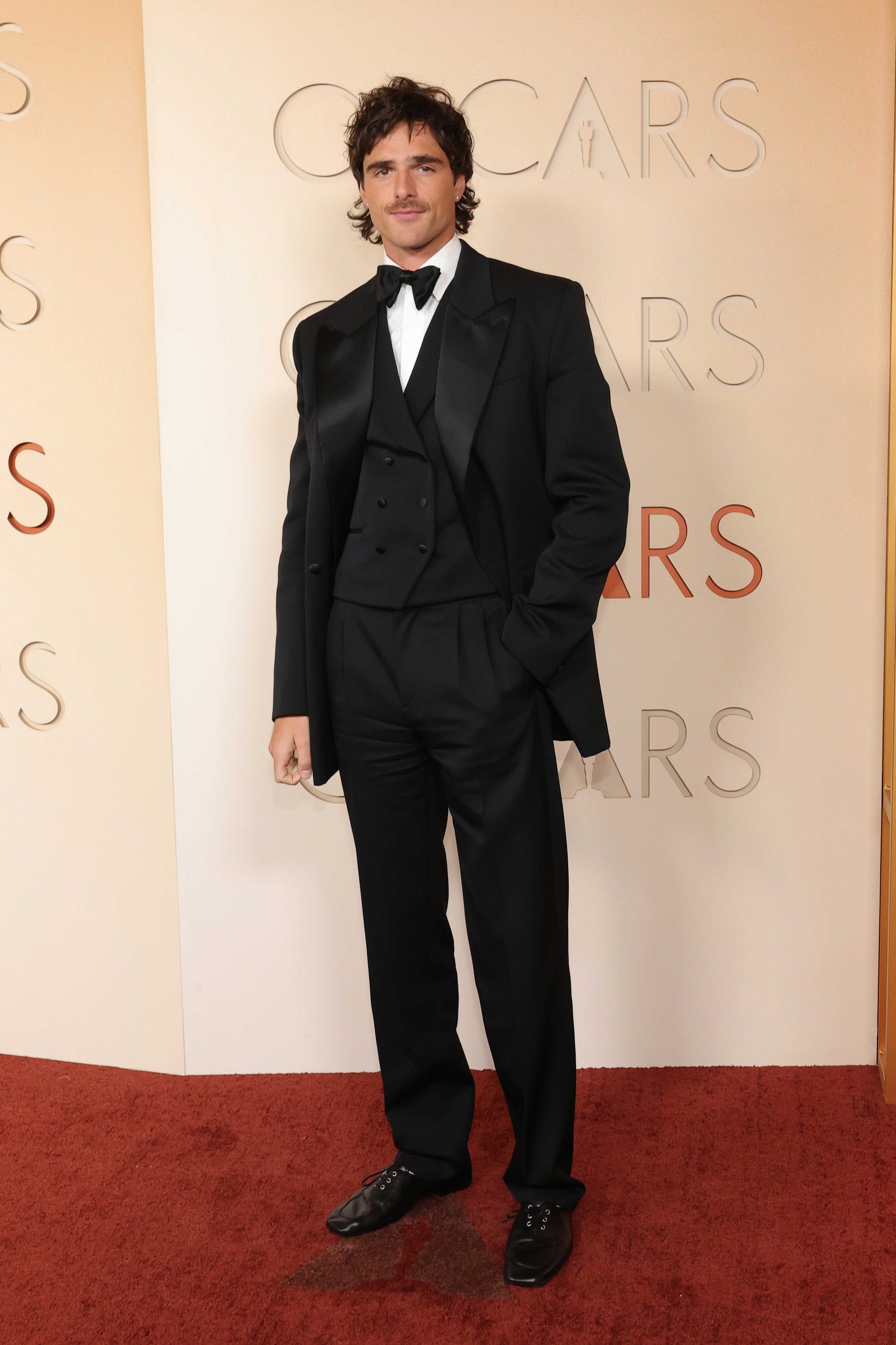 2026 Oscar紅地氈造型解析 | 最佳穿搭 Zendaya、Rose Byrne、Timothée Chalamet 引領時尚語言