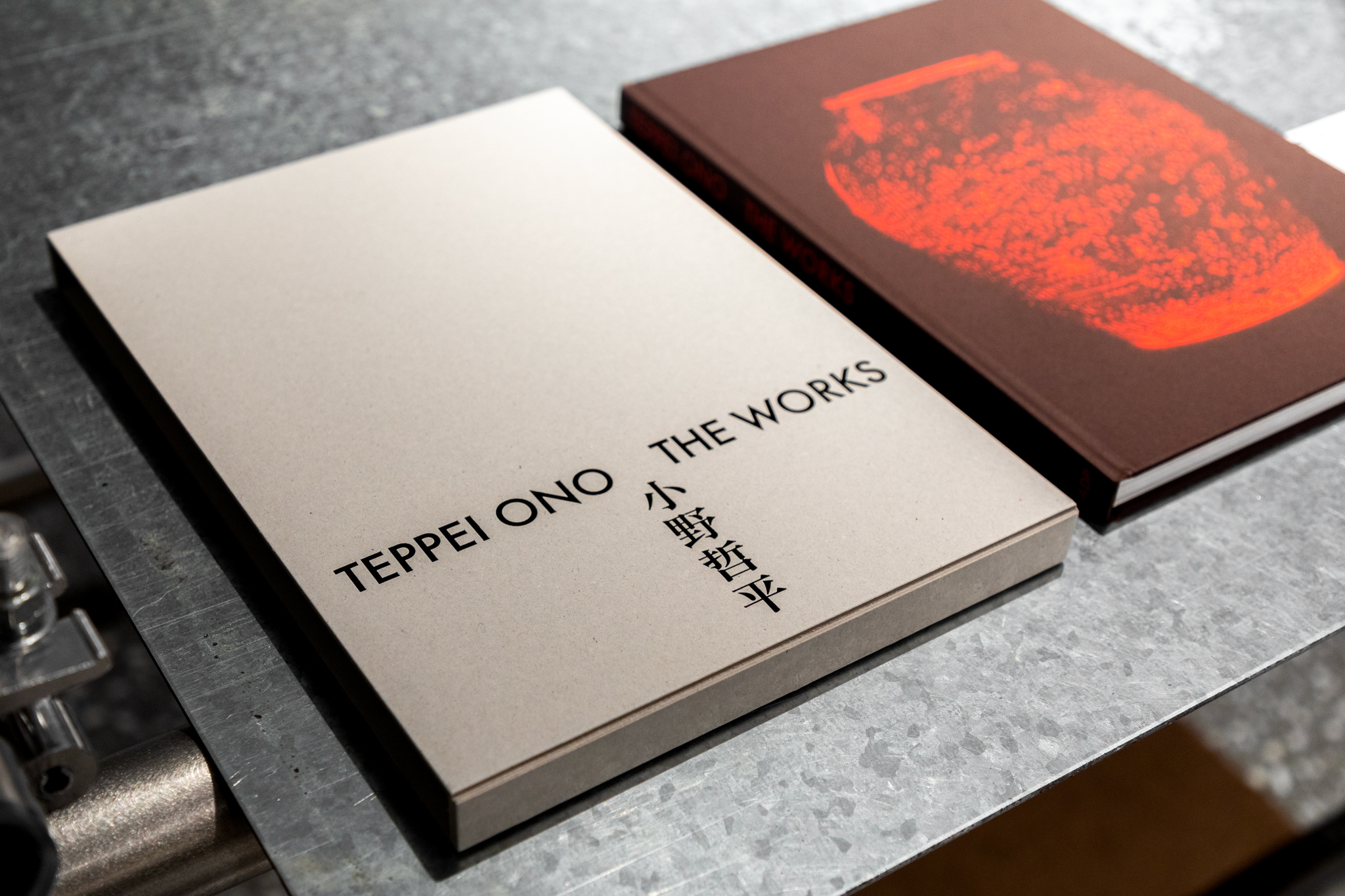 透過第二本著作《Teppei Ono: The Works》，全面回顧小野哲平接近半世紀的創作歷程。PHOTO / BELOWGROUND