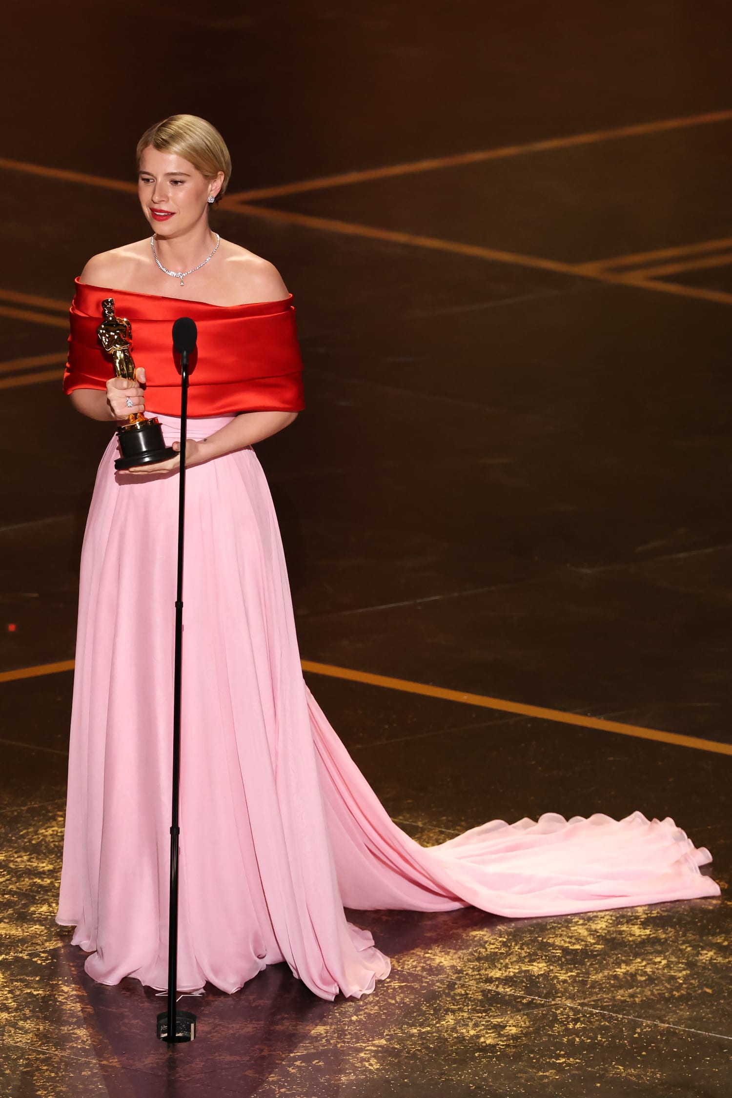 2026 Oscar紅地氈造型解析 | 最佳穿搭 Zendaya、Rose Byrne、Timothée Chalamet 引領時尚語言