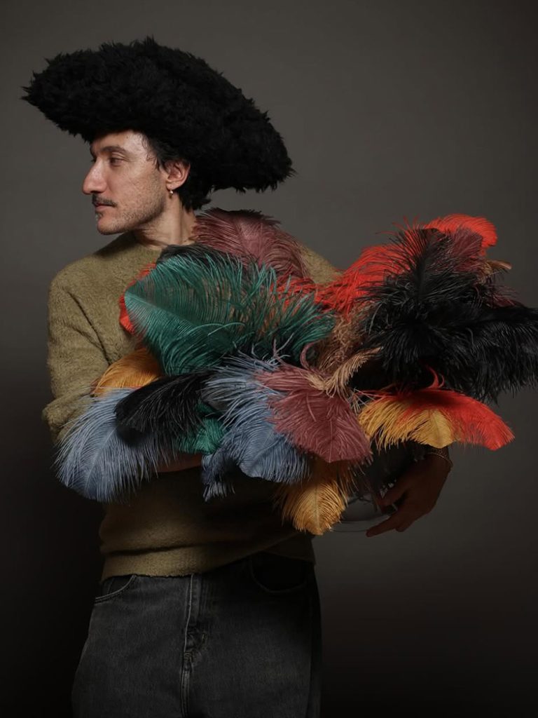 Marco De Vincenzo 離開 Etro 創意總監一職｜他如何重新定義這個意大利印花品牌？