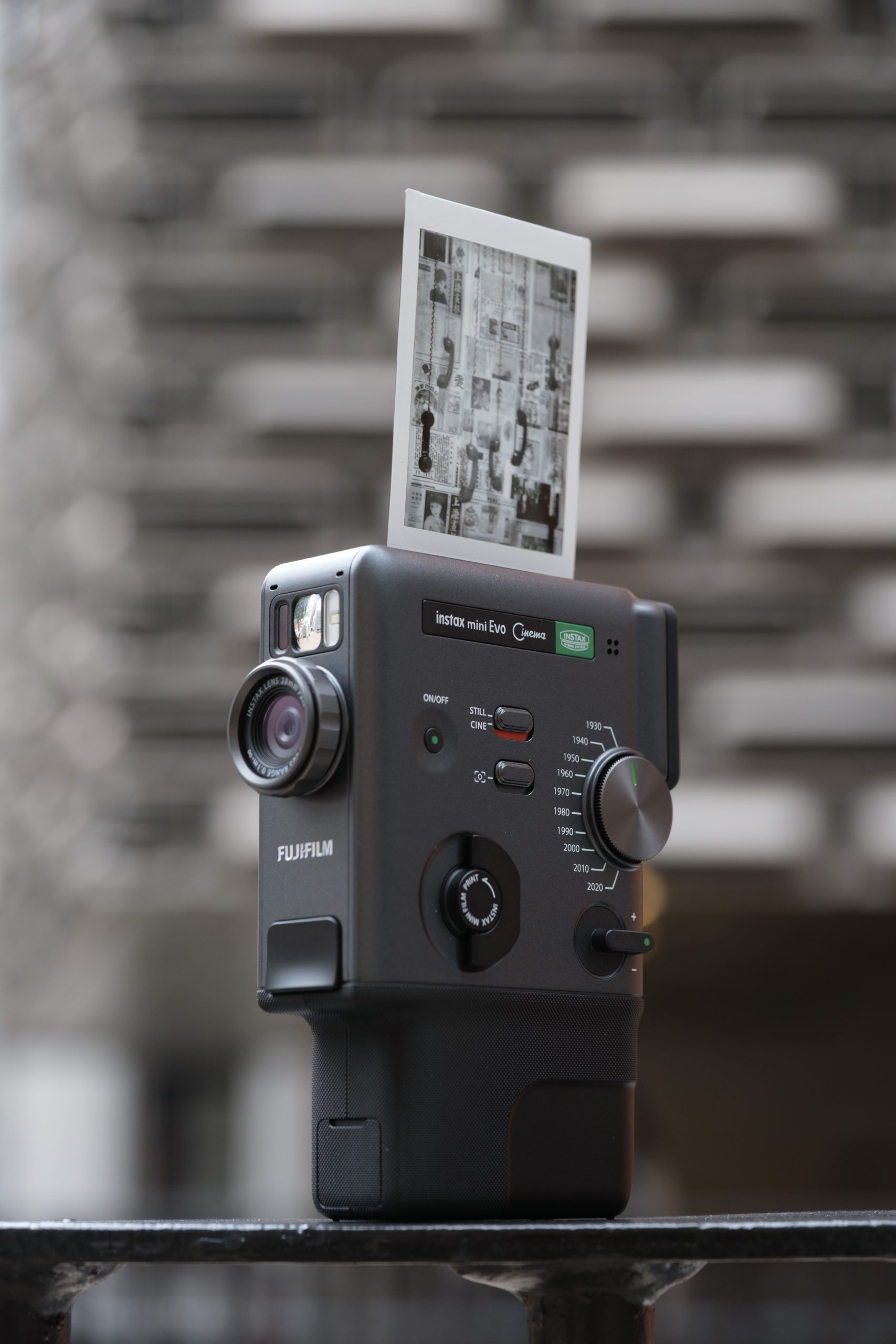 Fujifilm instax mini Evo Cinema 混合式即影即有相機