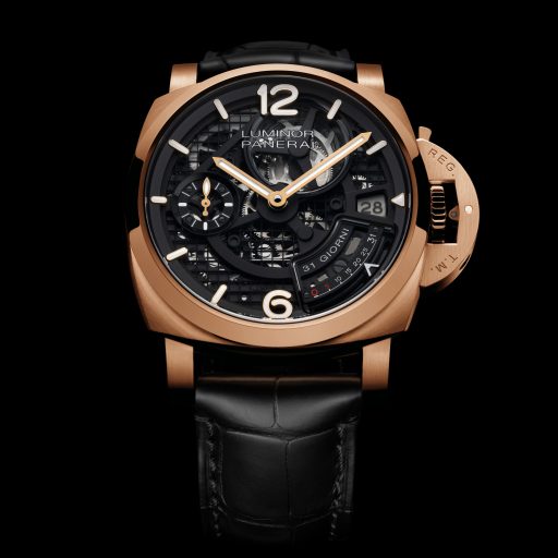 新作配備黑色鱷魚皮錶帶、Panerai Goldtech折疊錶扣及Panerai專利錶帶快拆系統；另附黑色橡膠錶帶。PHOTO/ PANERAI