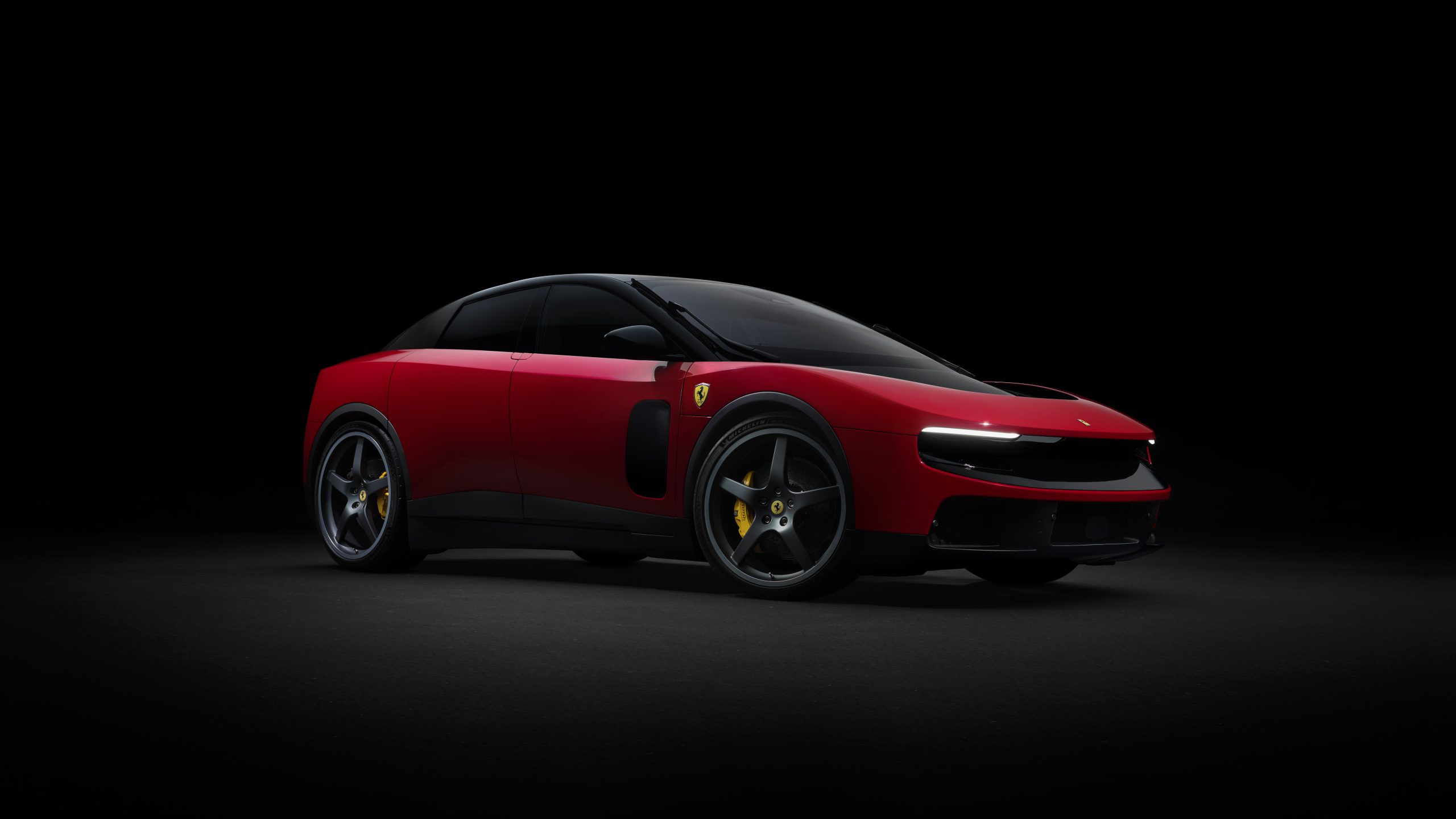 PHOTO / Ferrari
