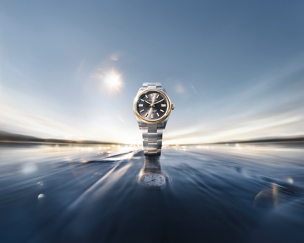 Oyster Perpetual 黃金鋼款腕錶是今年焦點之作；錶面飾有「100 YEARS」字樣，重新詮釋1930年代腕錶經已採用的雙色金屬配搭，提供41毫米、36毫米和31毫米三種錶徑選擇。PHOTO/ ROLEX