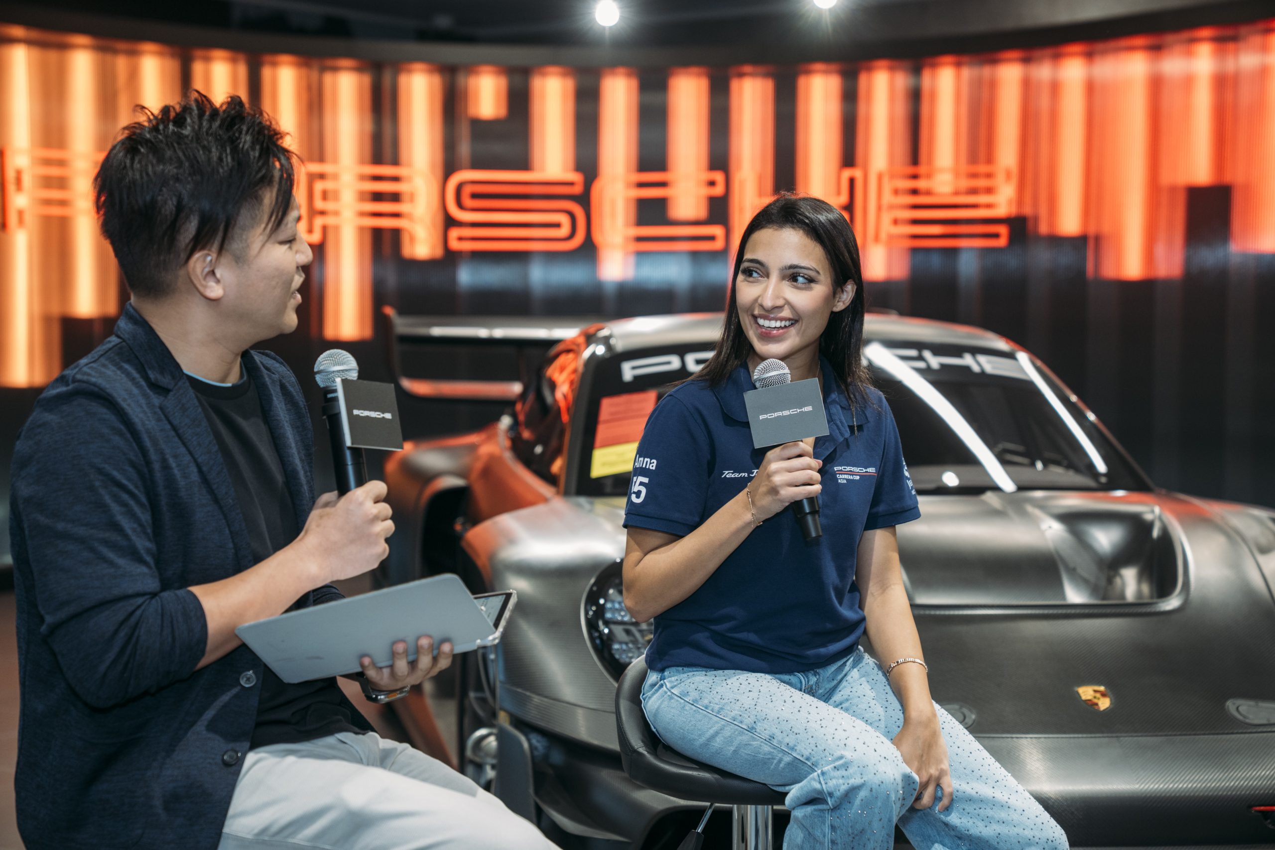 Porsche特別邀請Team Jebsen女車手Amna Al Qubaisi出席活動，分享她的賽車歷程。PHOTO / Porsche