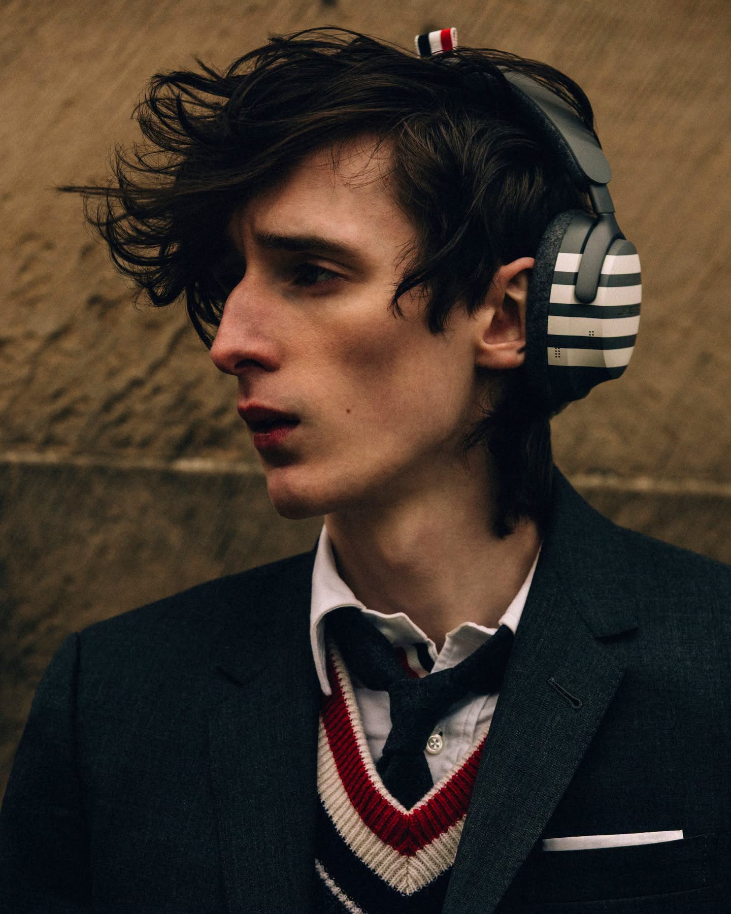 Bose × Thom Browne QuietComfort Ultra PHOTO / Thom Browne
